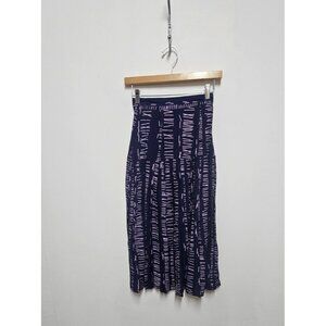 Laine Pleated knee-length skirt with a graphic print.